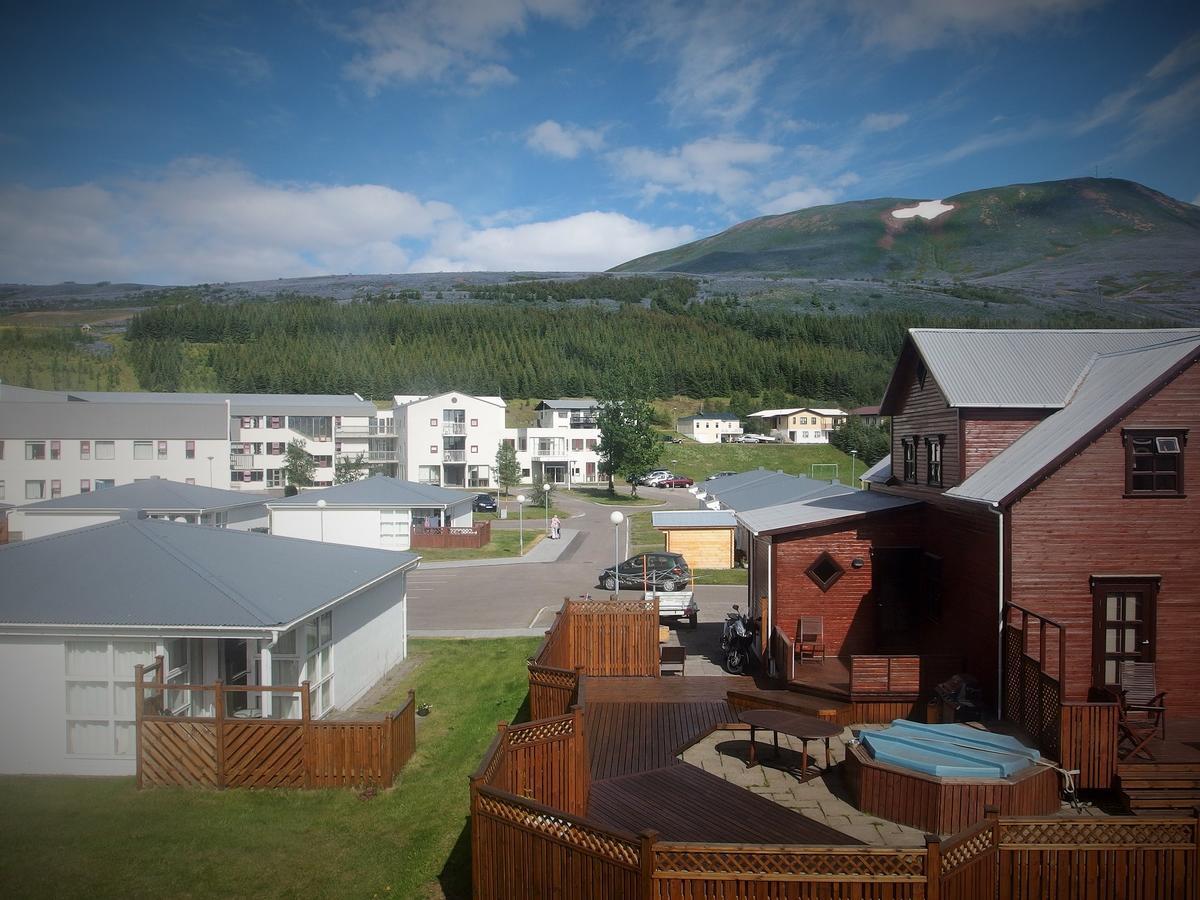 Husavik Hostel エクステリア 写真