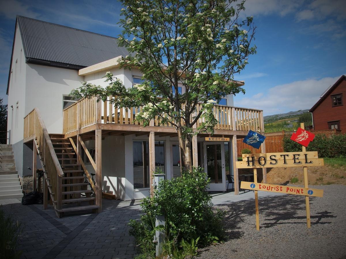 Husavik Hostel エクステリア 写真